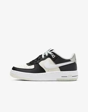 Nike Air Force 1 LV8