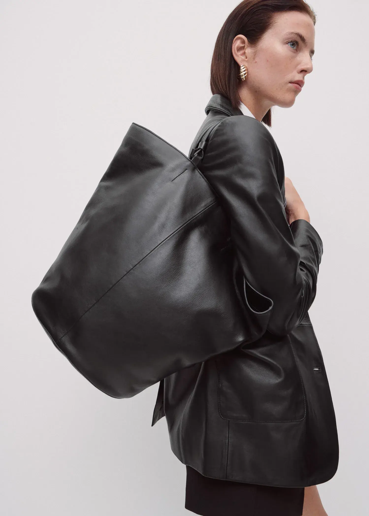 Mango Leather shopper bag. 1