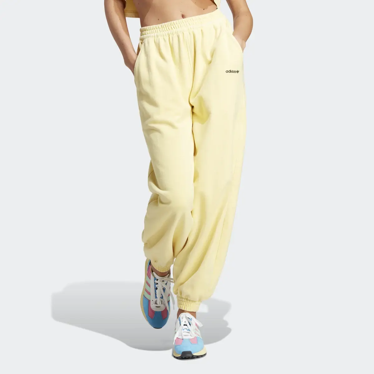 Adidas Originals Back Logo Sweat Pants. 1