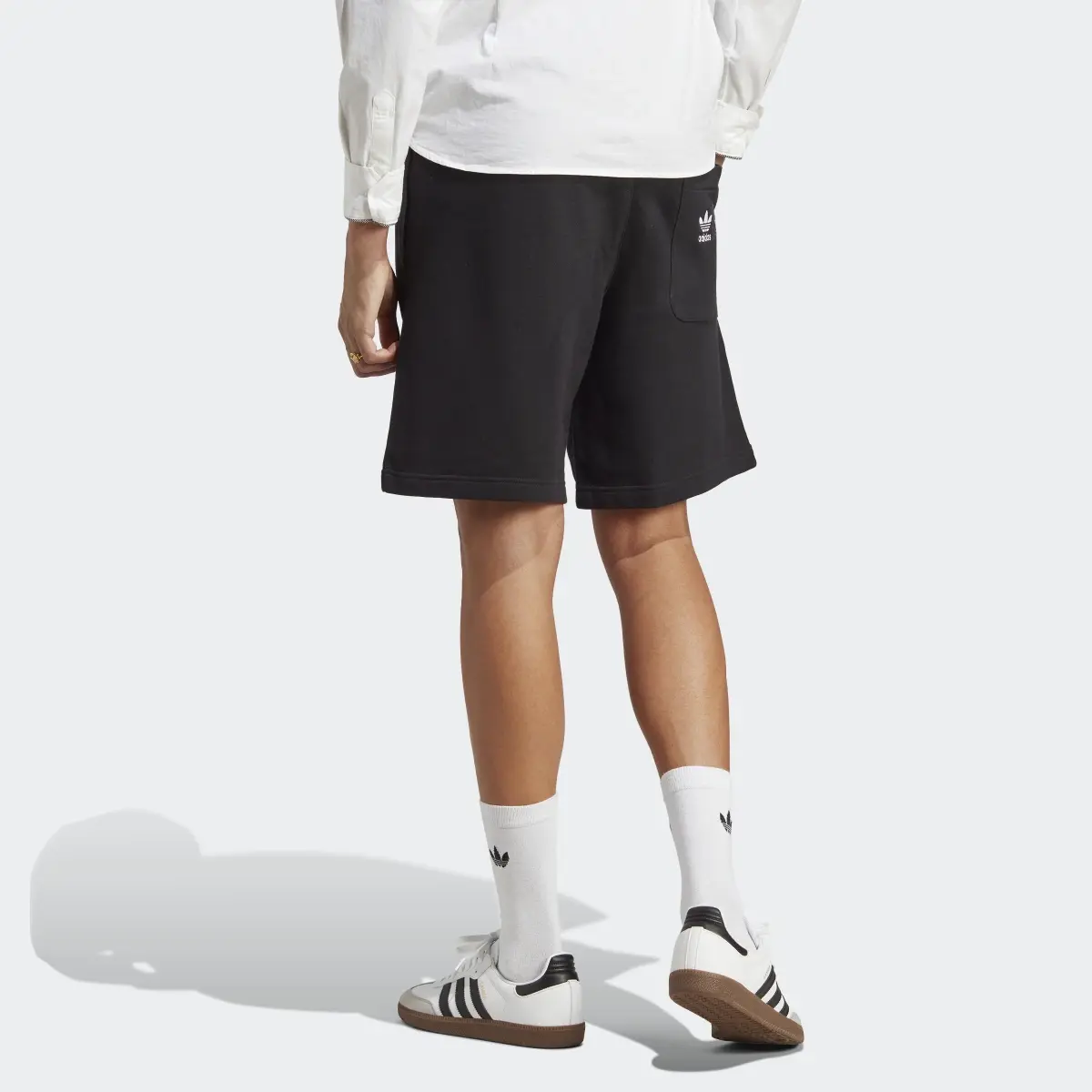 Adidas Originals x André Saraiva Shorts. 2