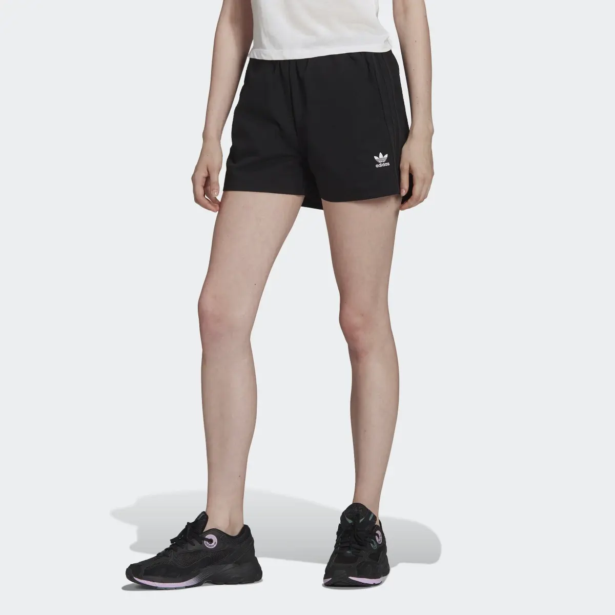 Adidas Adicolor Classics Poplin Shorts. 1