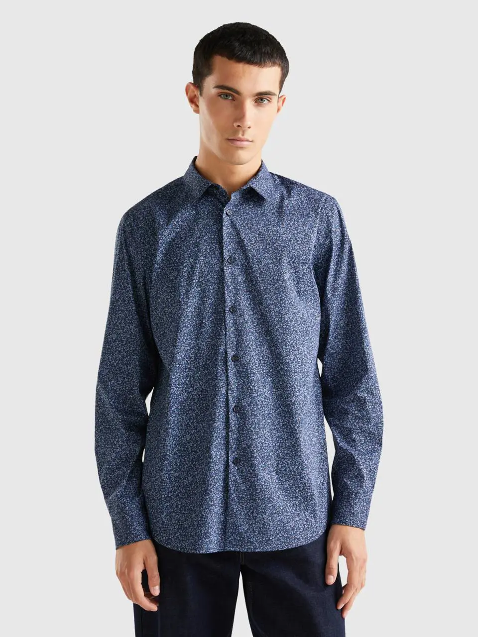 Benetton patterned slim fit shirt. 1