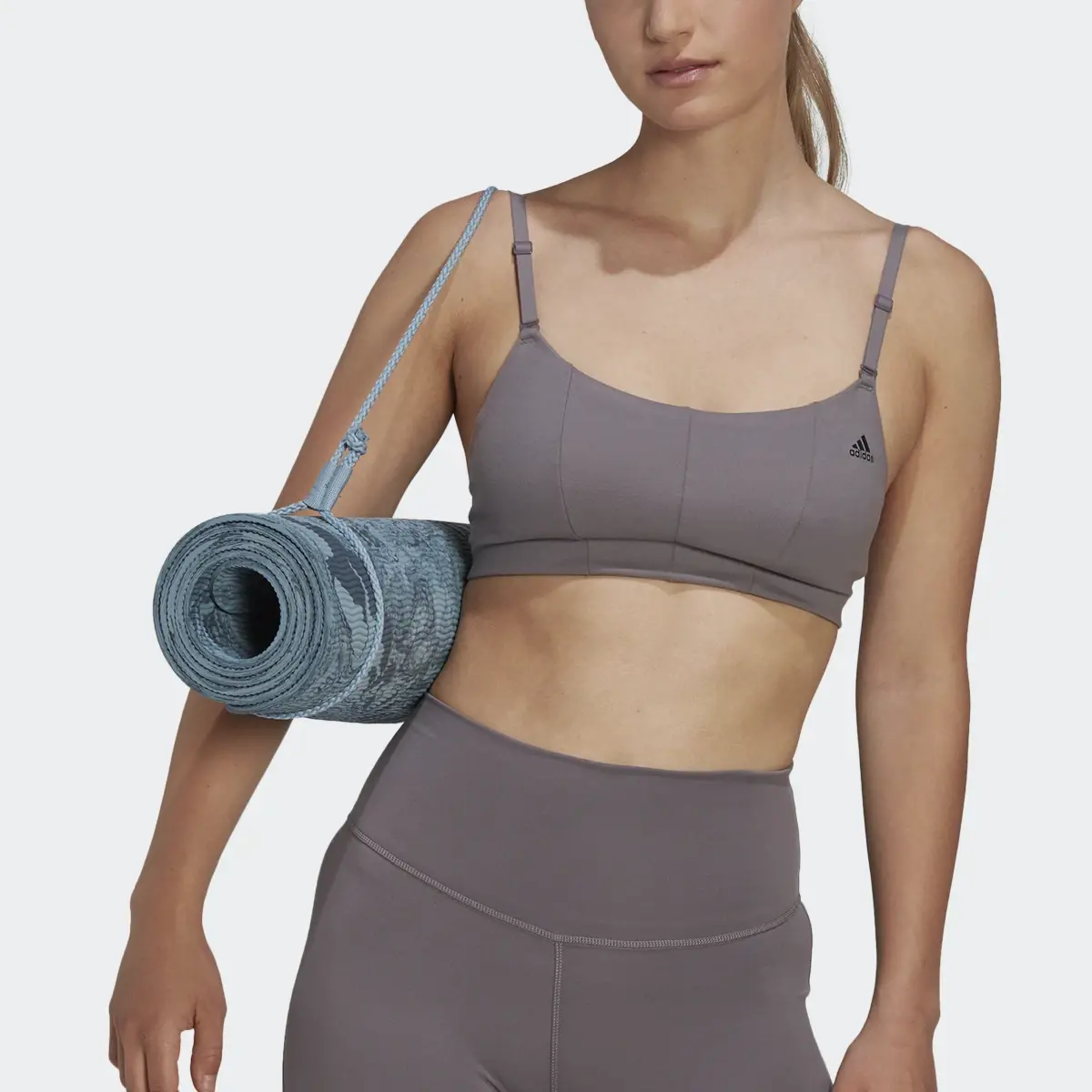 Adidas Yoga Studio Light-Support Bra. 1