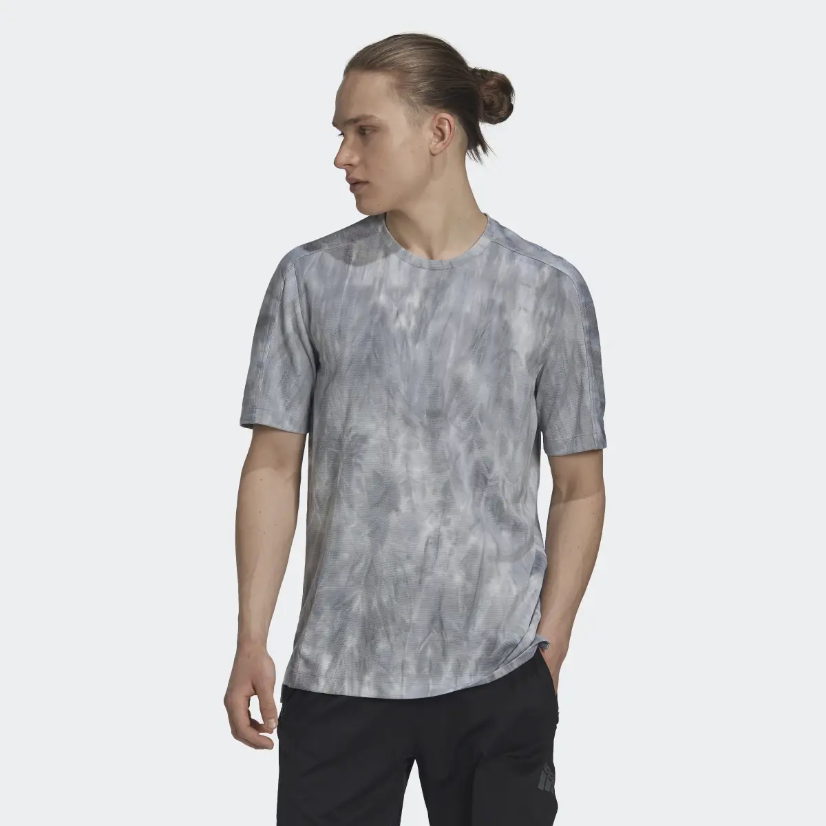 Adidas OVERSPRAY GRAPHIC T-Shirt. 2