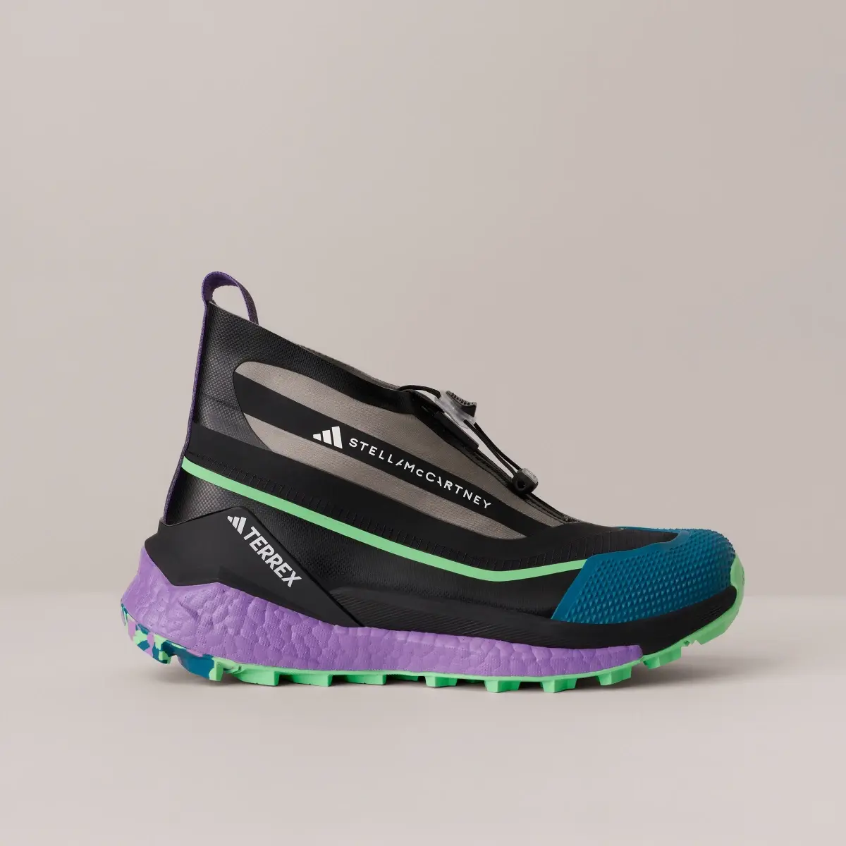 Adidas Free Hiker adidas by Stella McCartney x TERREX. 3