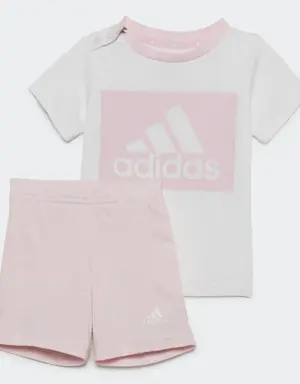 Adidas Conjunto de camiseta y pantalón corto Essentials