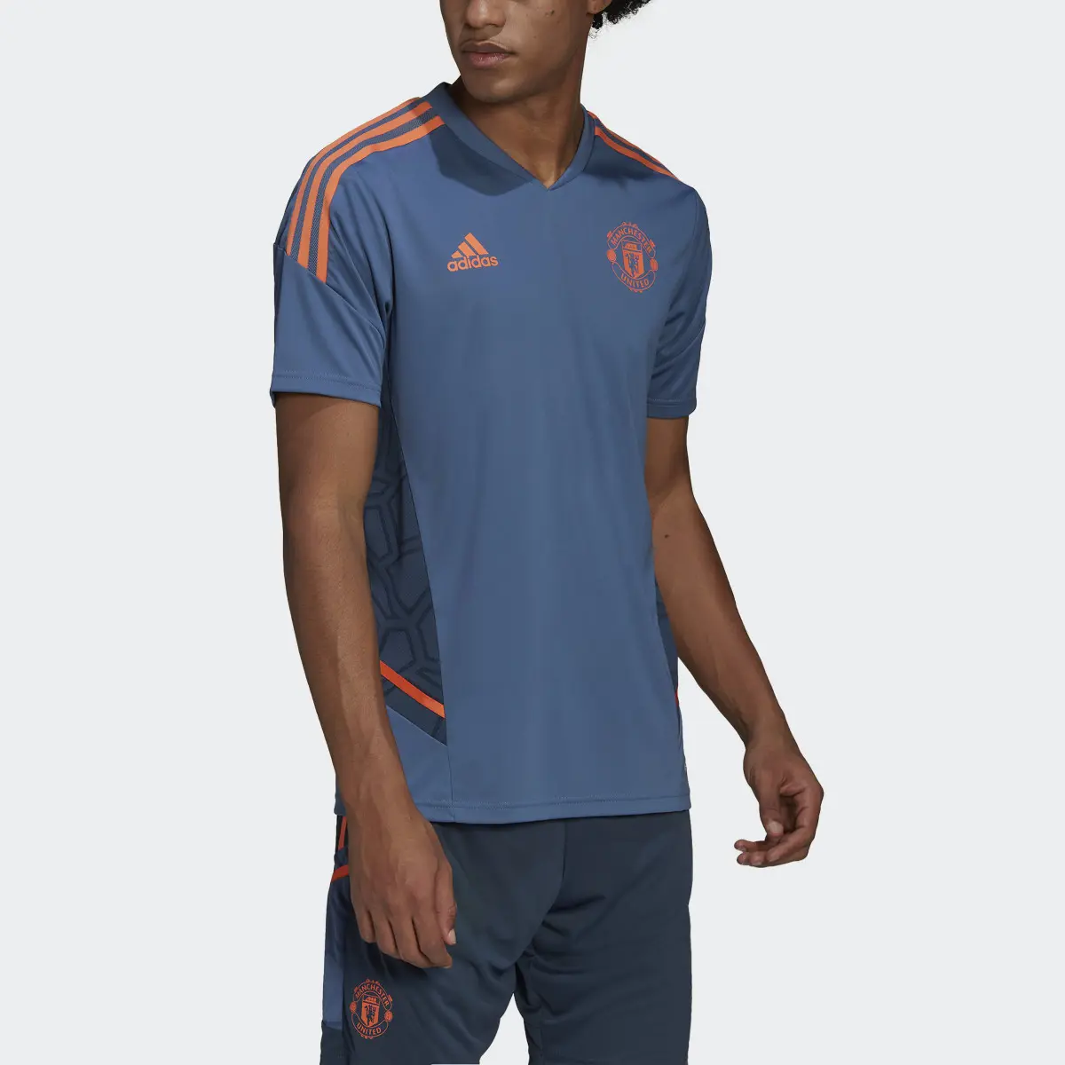 Adidas Manchester United Condivo 22 Training Jersey. 1