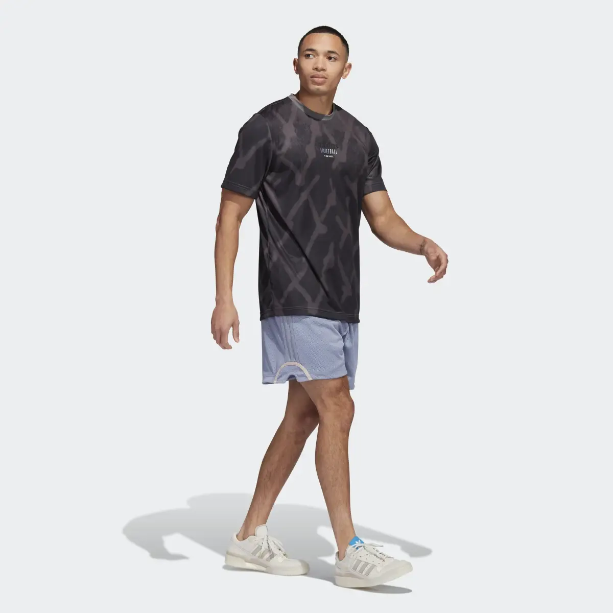 Adidas Basketball Mesh Shorts. 3