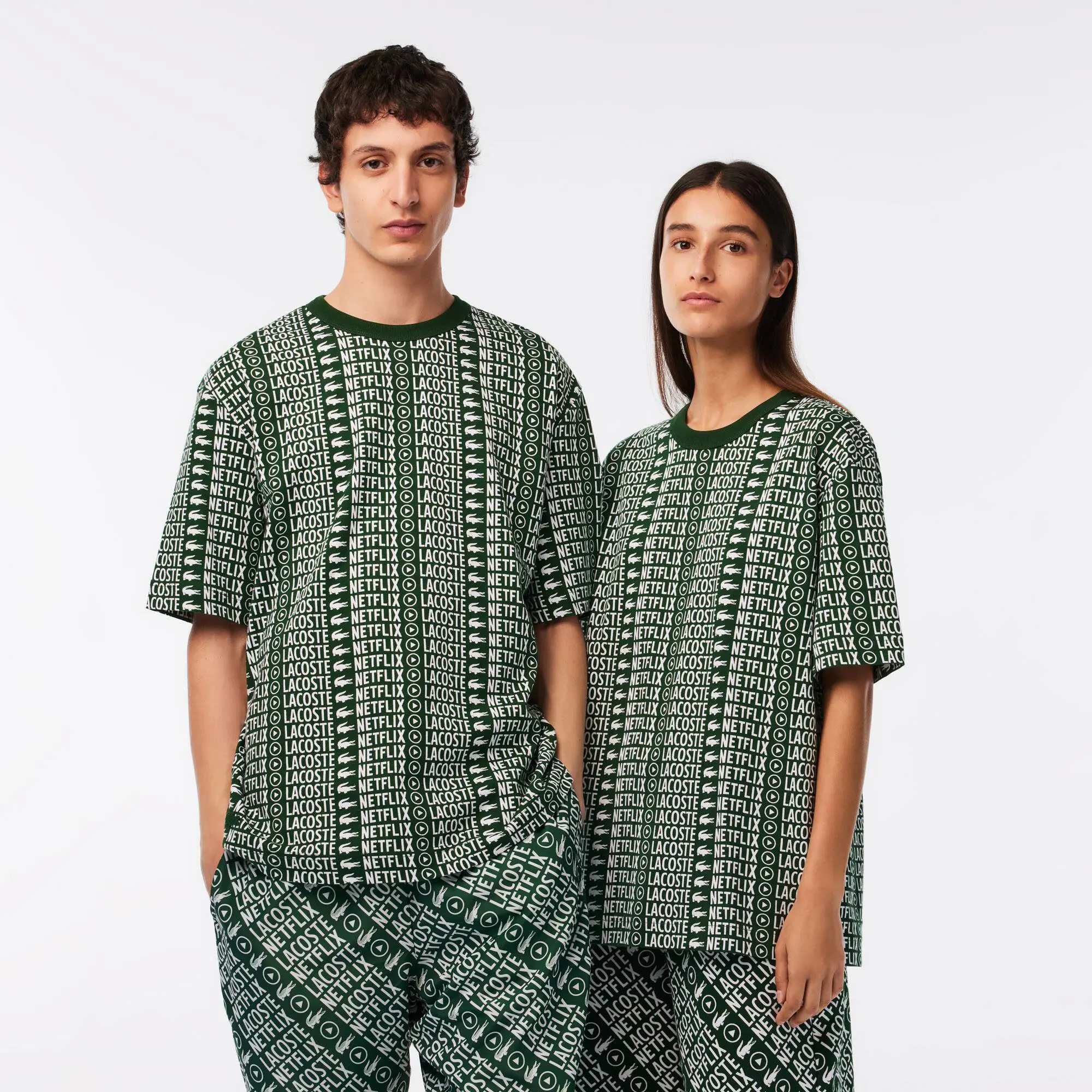 Lacoste Camiseta unisex Lacoste × Netflix loose fit con estampado. 1 Lacoste Camiseta unisex Lacoste × Netflix loose fit con estampado. 1