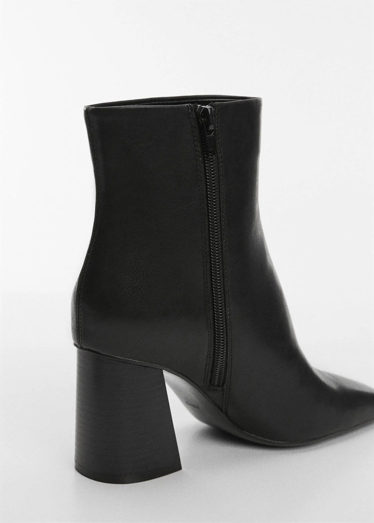 Mango Ankle boots with square toe heel. 3
