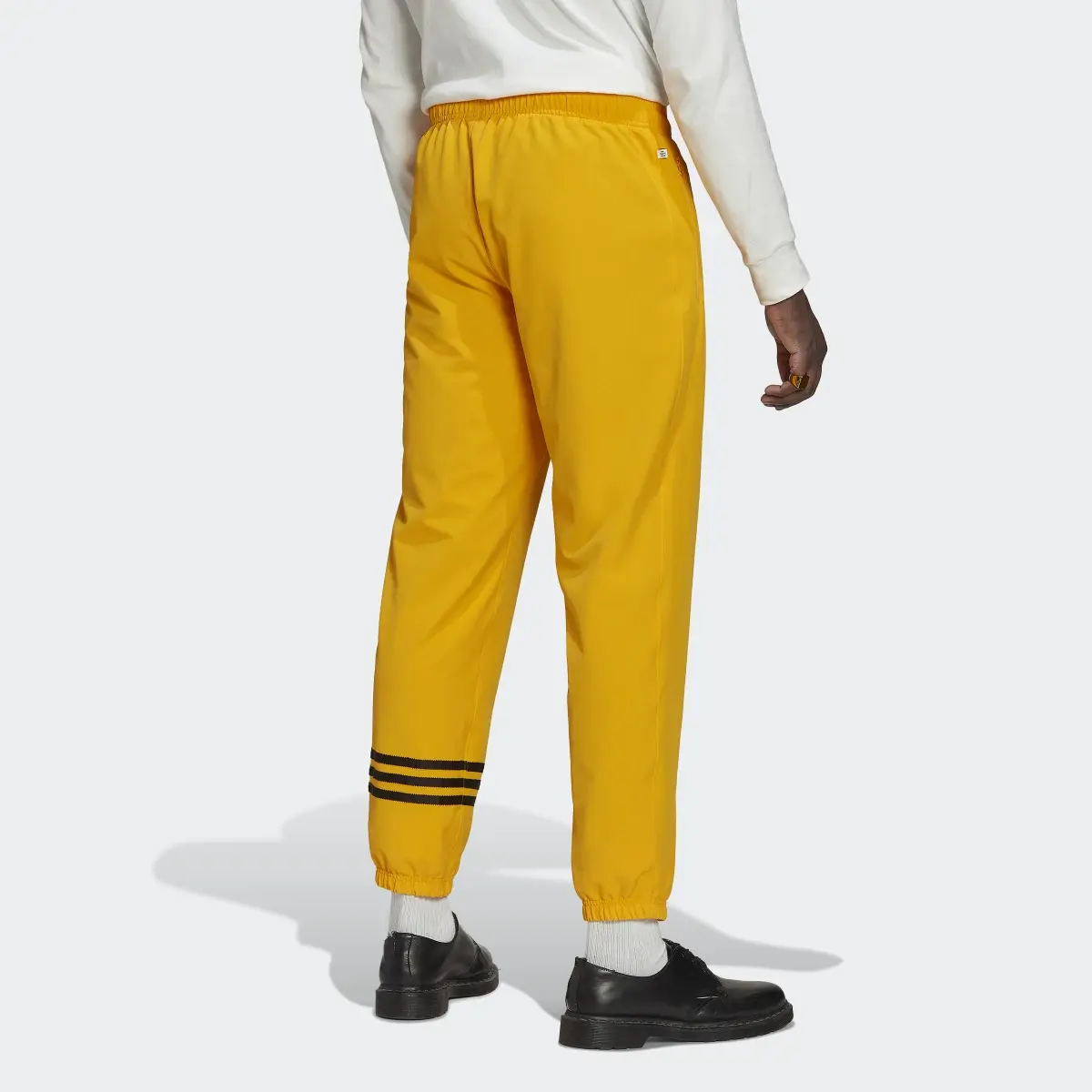 Adidas Adicolor Neuclassics Track Pants. 2