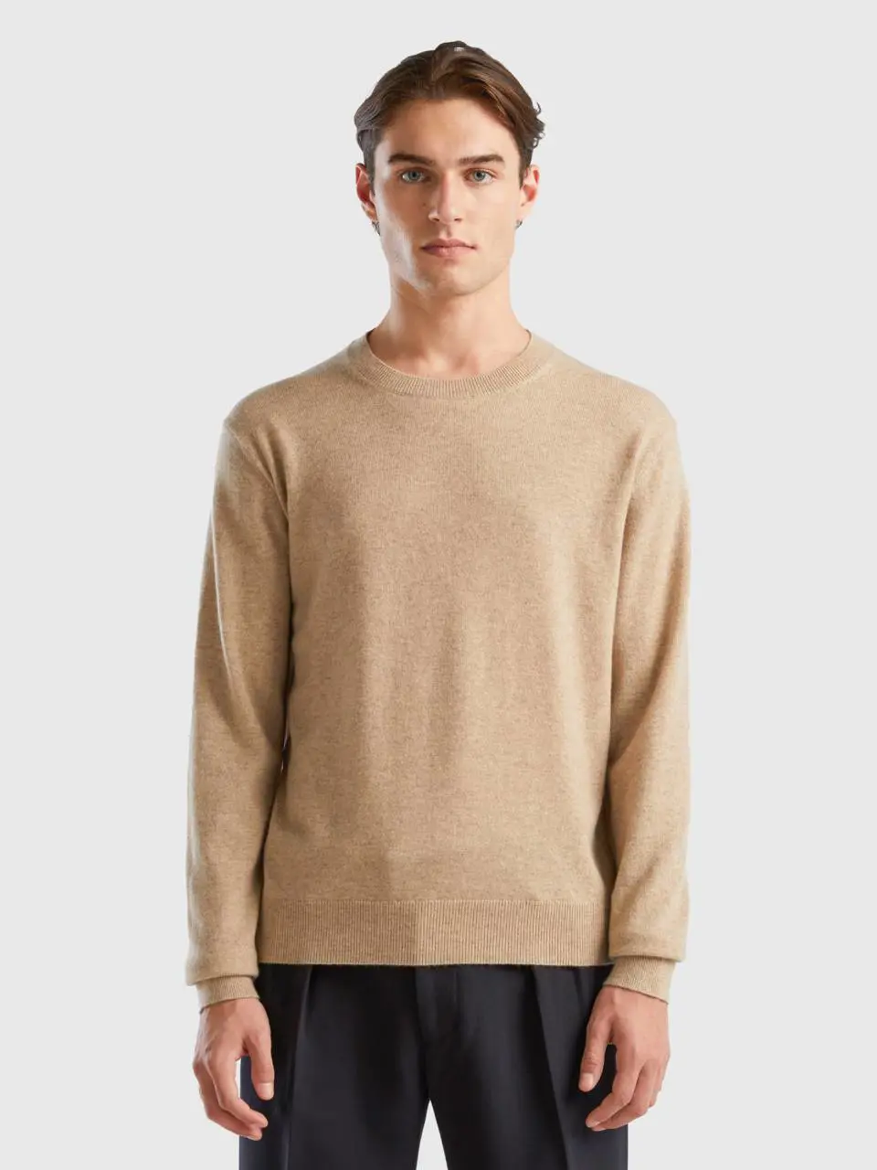 Benetton beige sweater in pure cashmere. 1