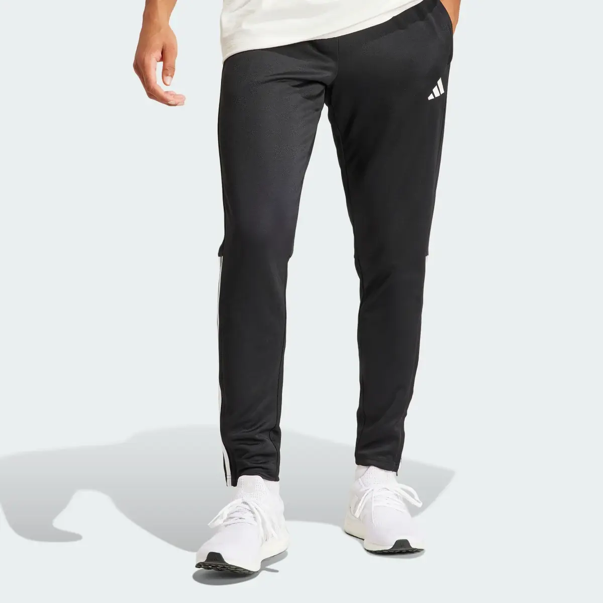 Adidas Pants Ajustados AEROREADY Sereno Regular Cut 3 Franjas Pierna Cónica. 1