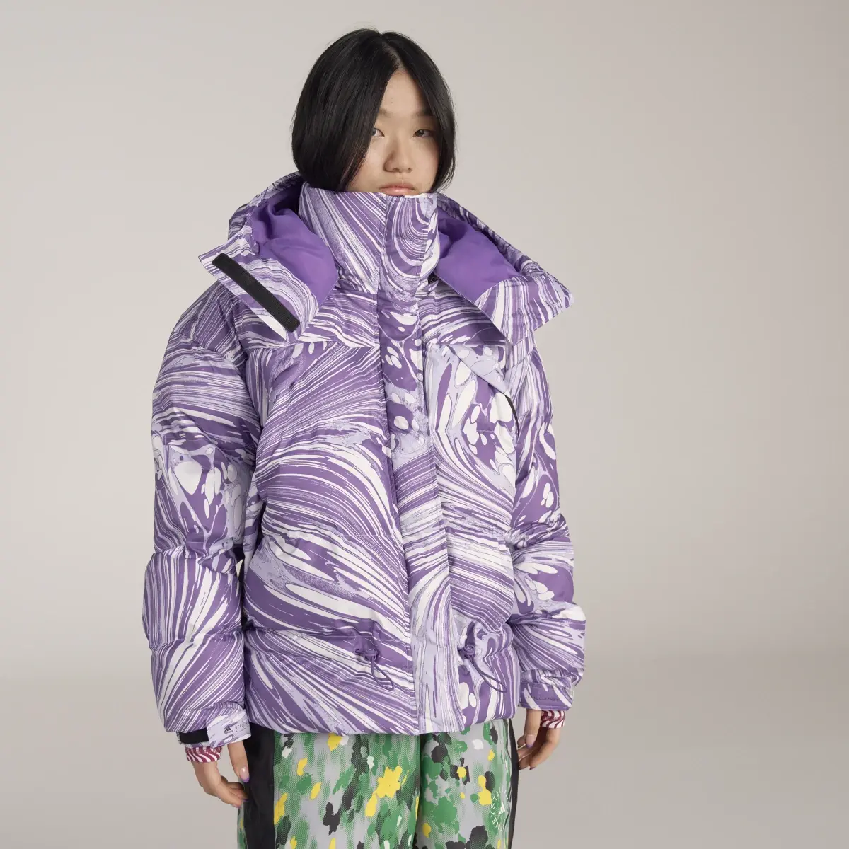 Adidas by Stella McCartney Padded Printed Winterjacke. 1