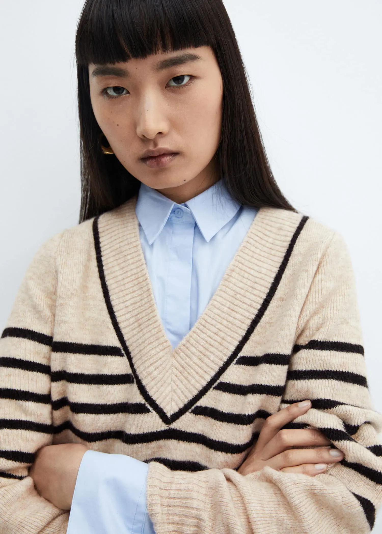 Mango V-neck striped sweater. 1