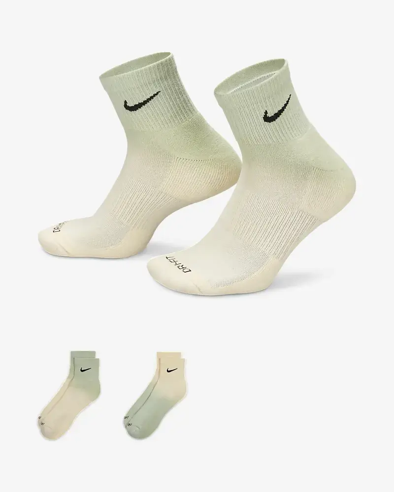 Nike Everyday Plus Cushioned. 1