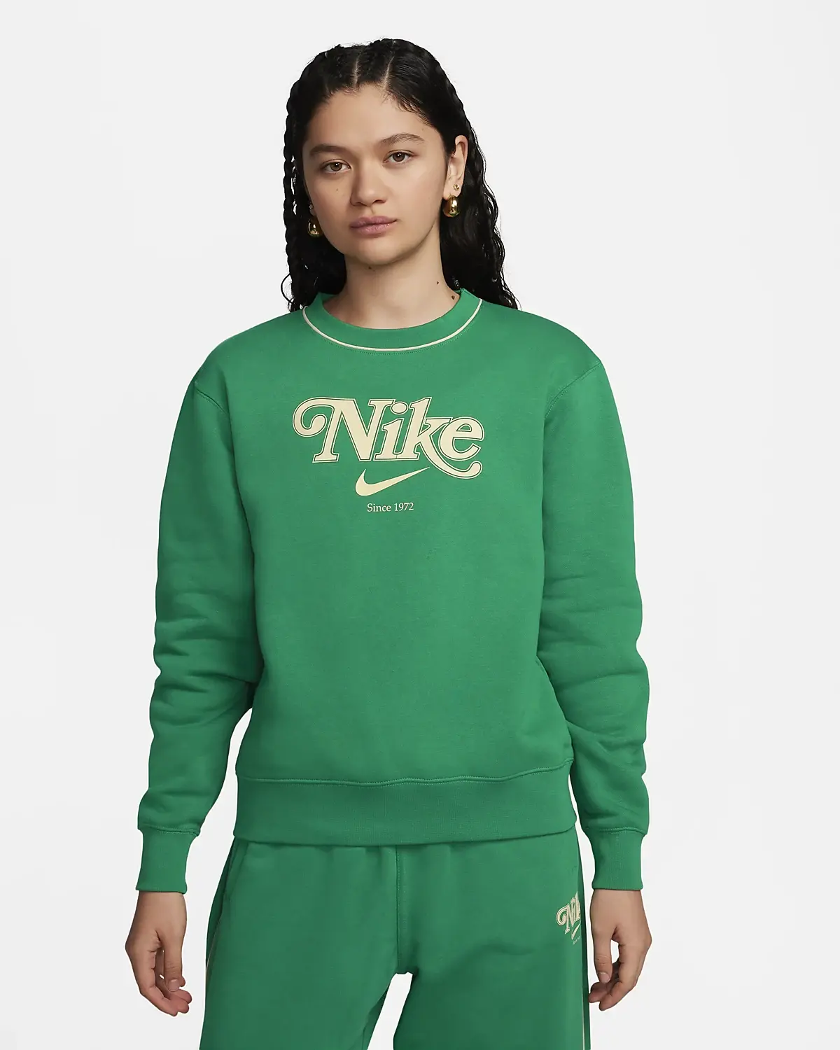 Nike Sportswear. 1