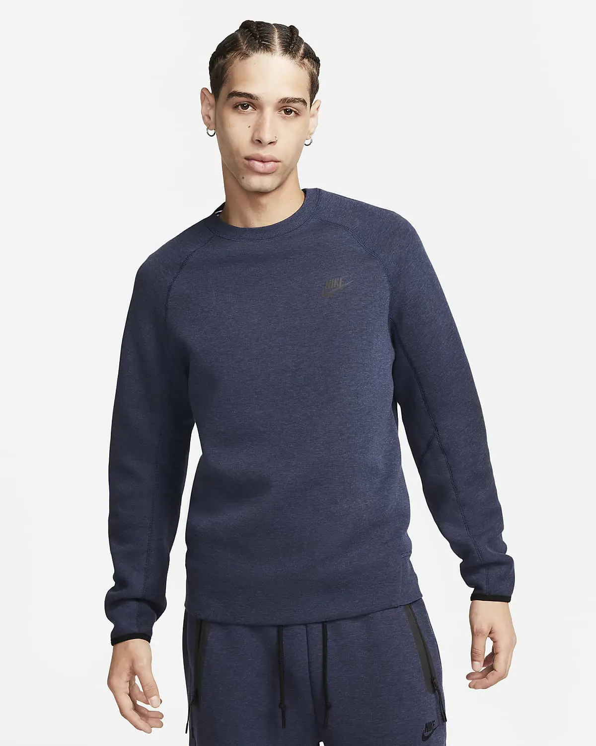 Nike Sportswear Tech Fleece. 1