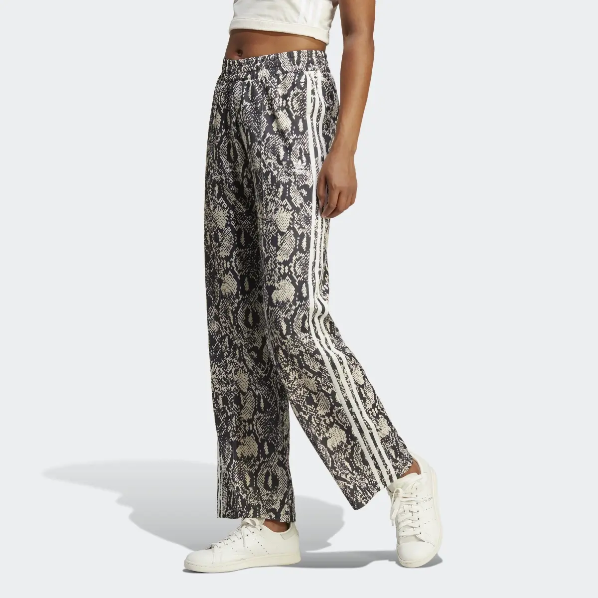 Adidas Track pants Python. 1