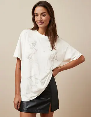 American Eagle Oversized Holiday Skeleton Graphic T-Shirt. 1