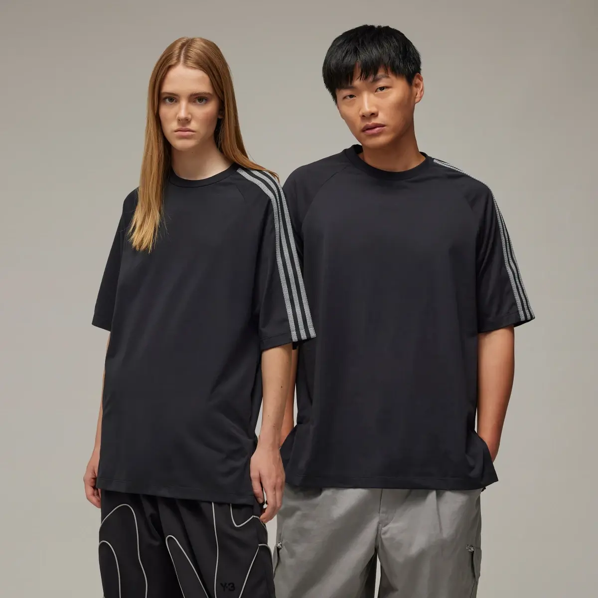 Adidas Y-3 3-Streifen T-Shirt. 1