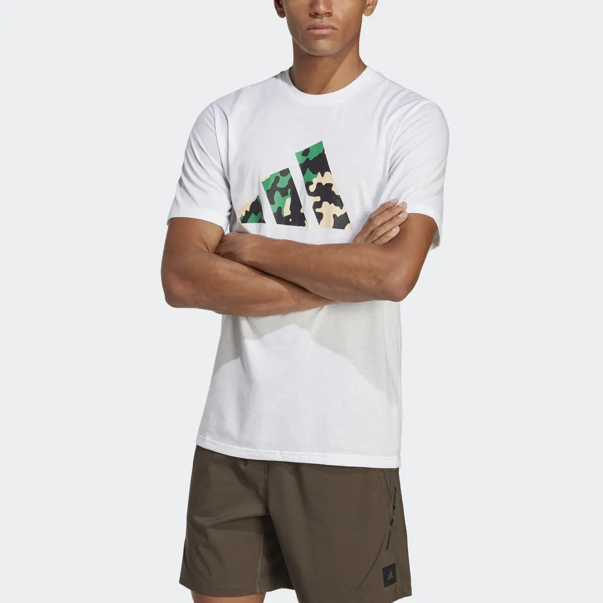 Adidas Playera De Entrenamiento Essentials Seasonal Logo. 1