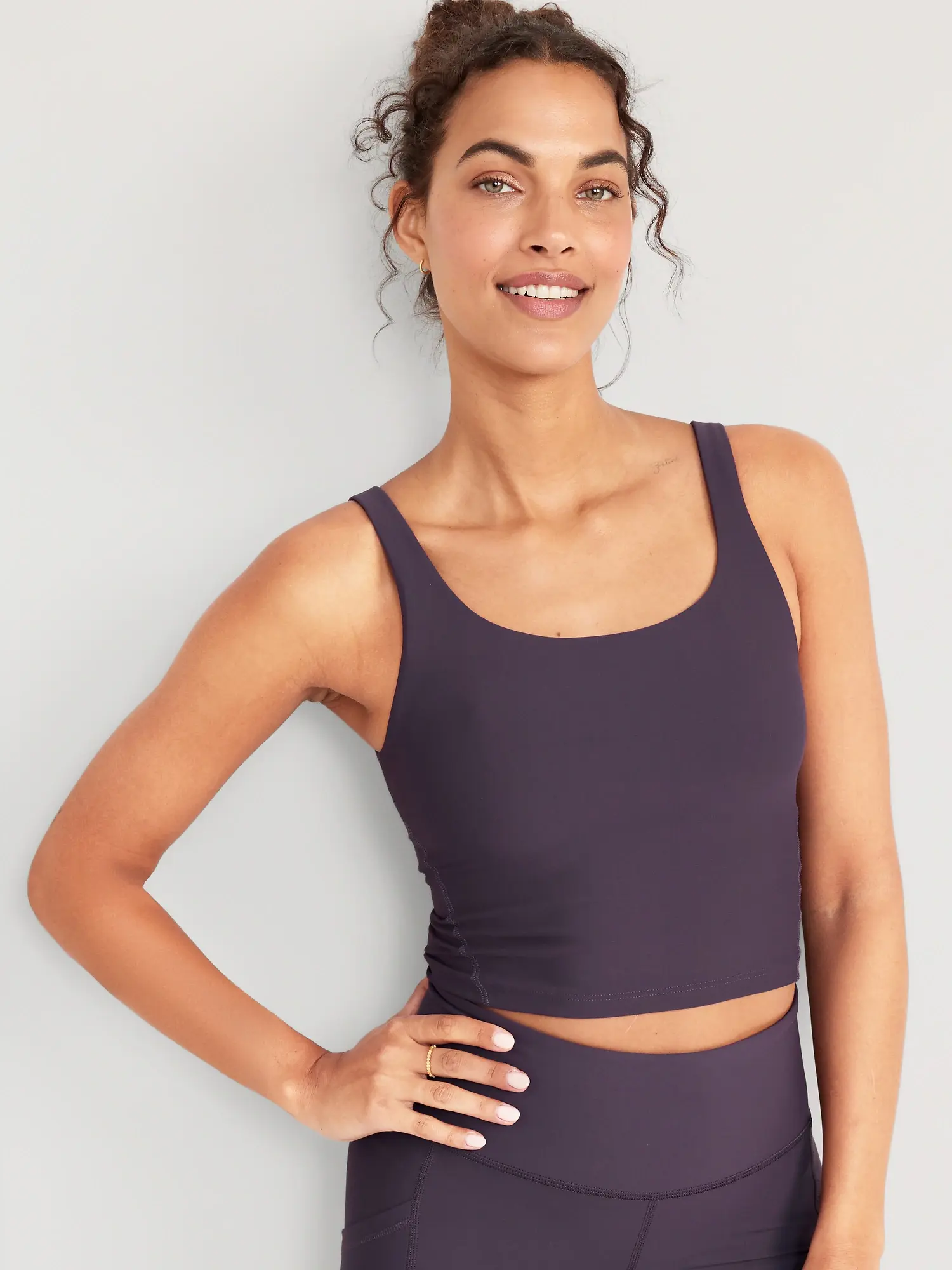 Old Navy Light Support PowerPress Strappy Longline Sports Bra for Women XS-4X purple. 1