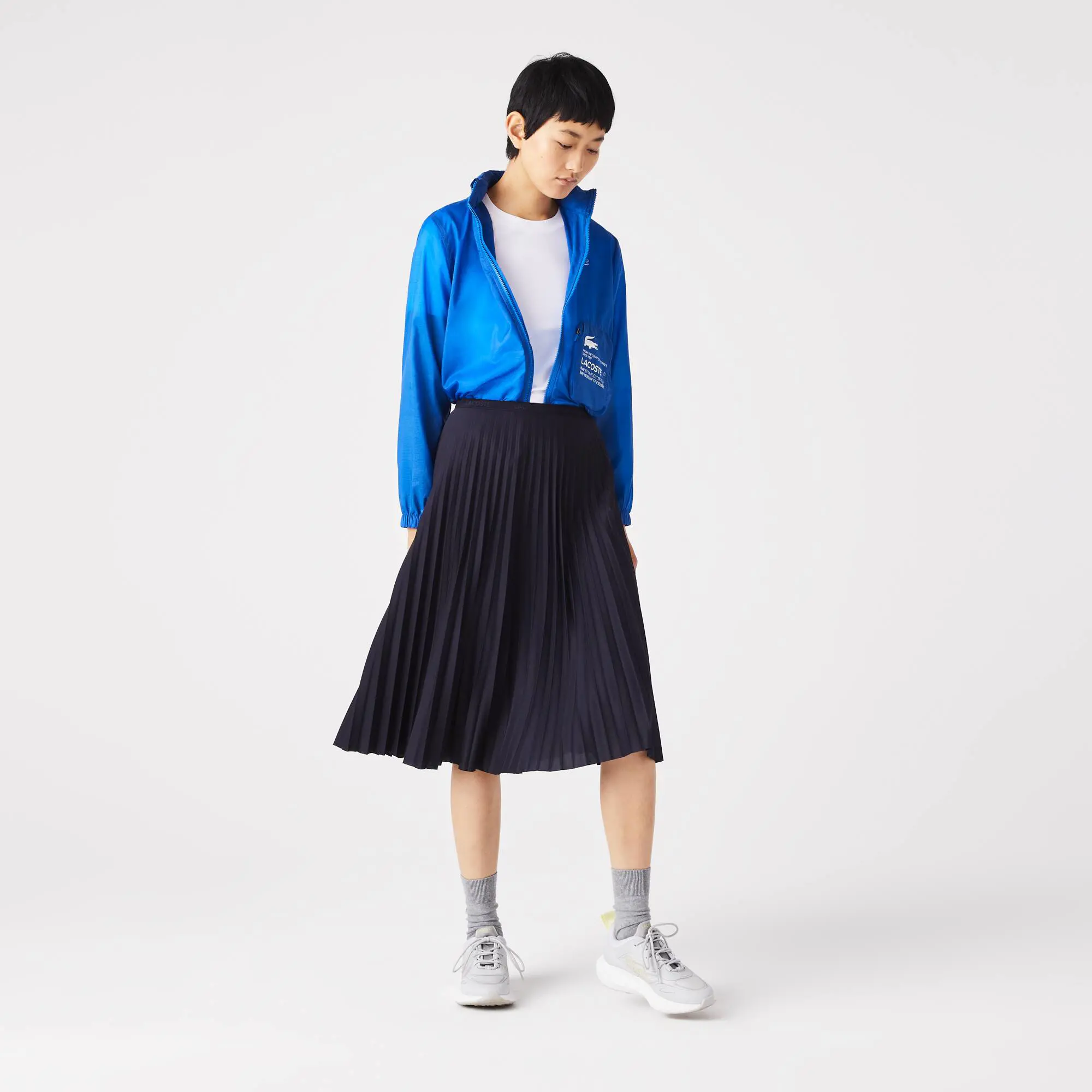 Lacoste Falda plisada fluida con cintura elástica para mujer. 1 Lacoste Falda plisada fluida con cintura elástica para mujer. 1
