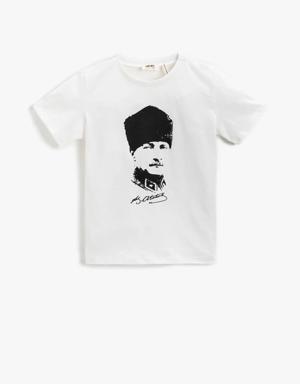 Atatürk İmza Baskılı Kısa Kollu Tişört Pamuklu