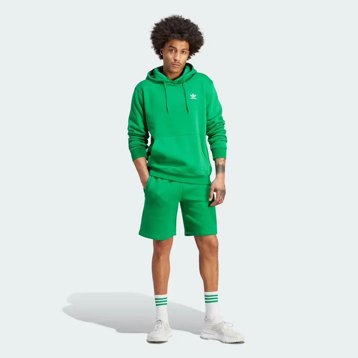 Adidas Short Trefoil Essentials. 3