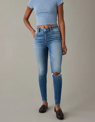 American Eagle Luxe Ripped High V-Rise Jegging. 1