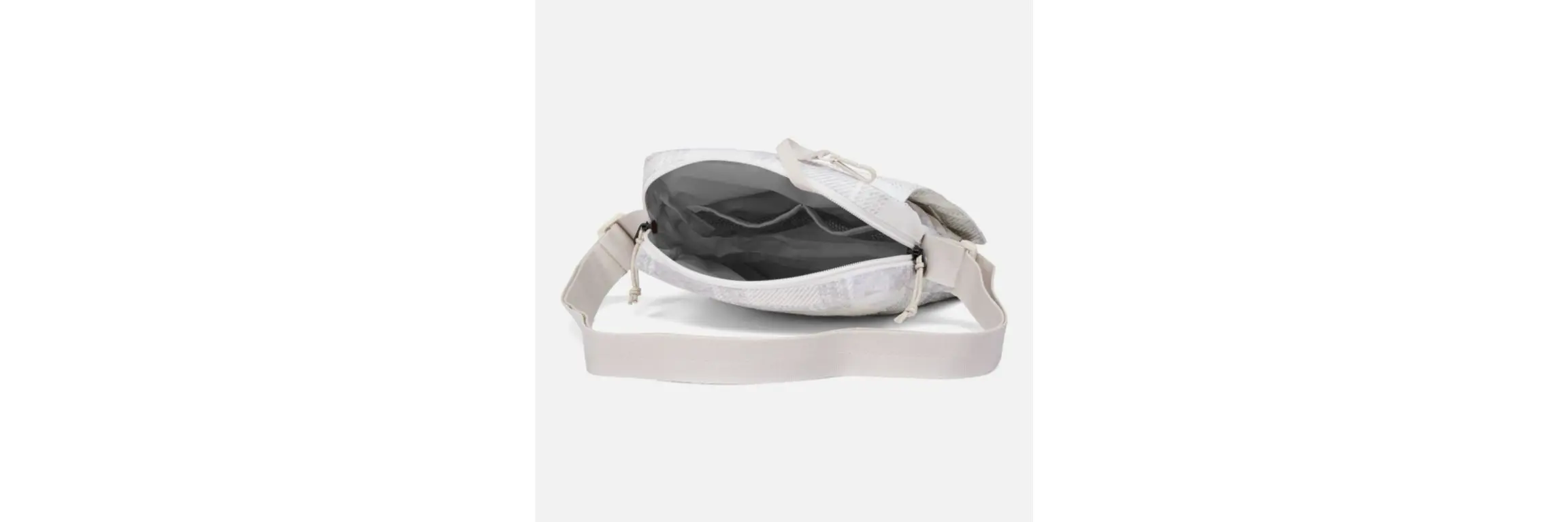Columbia Trek™ Side Bag. 1 Columbia Trek™ Side Bag. 1