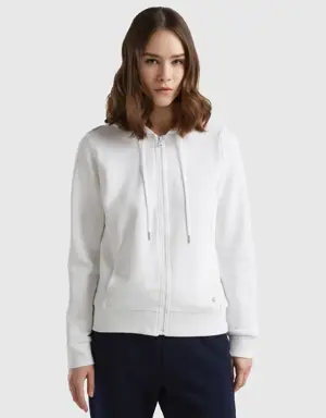 100% cotton sweatshirt with zip and hood