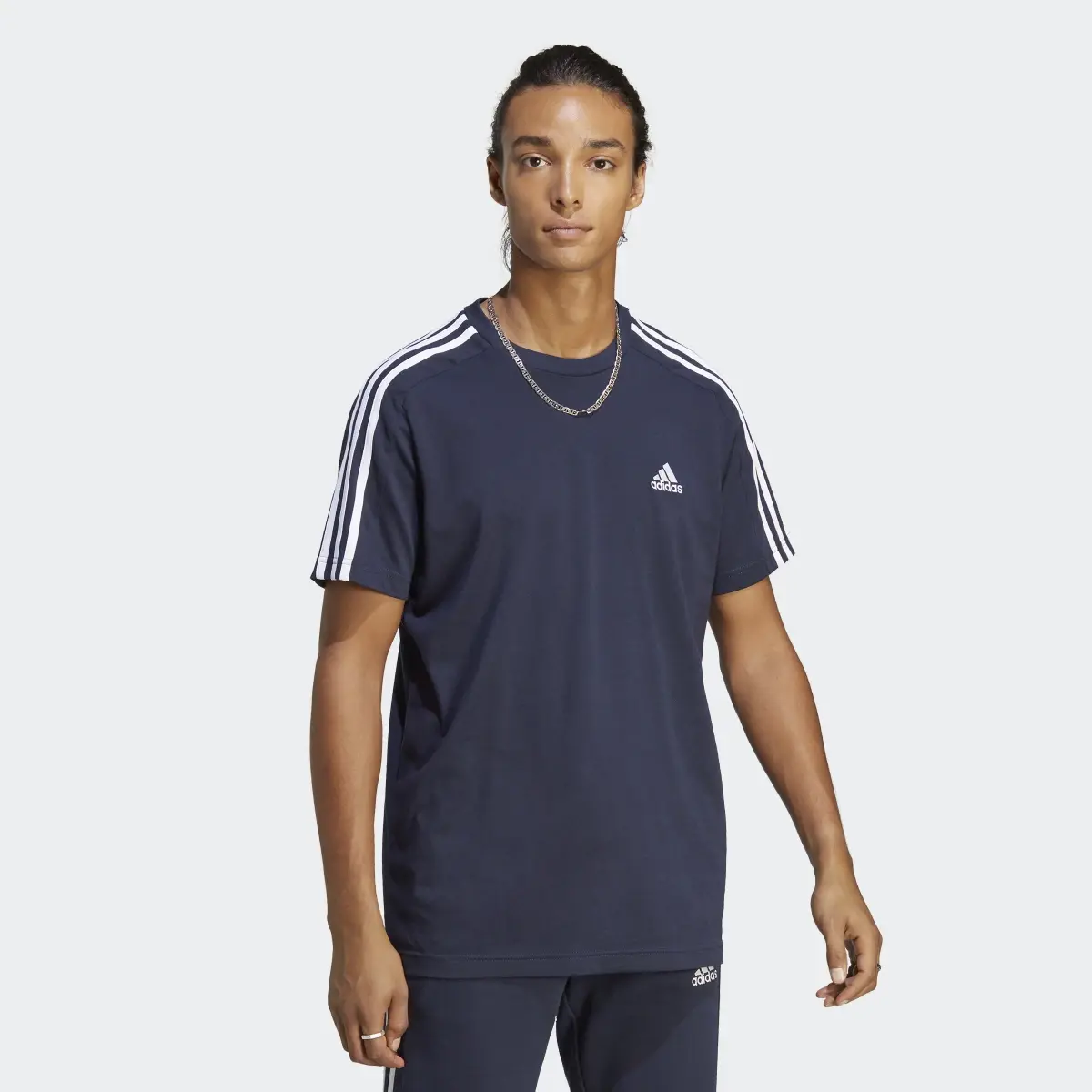 Adidas Essentials Single Jersey 3-Stripes Tişört. 2