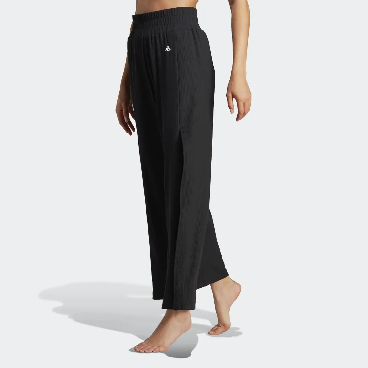 Adidas Pantaloni Studio. 1