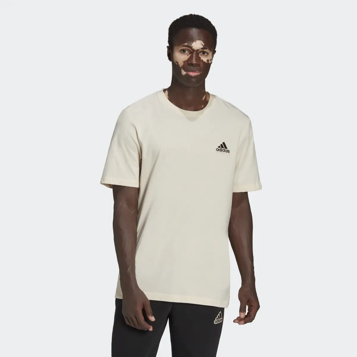 Adidas Essentials FeelComfy Single Jersey Tee. 2