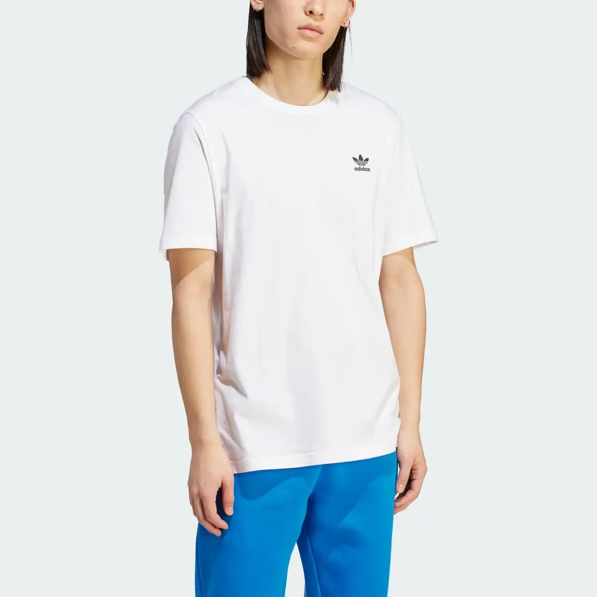 Adidas T-shirt Trèfle Essentials. 1