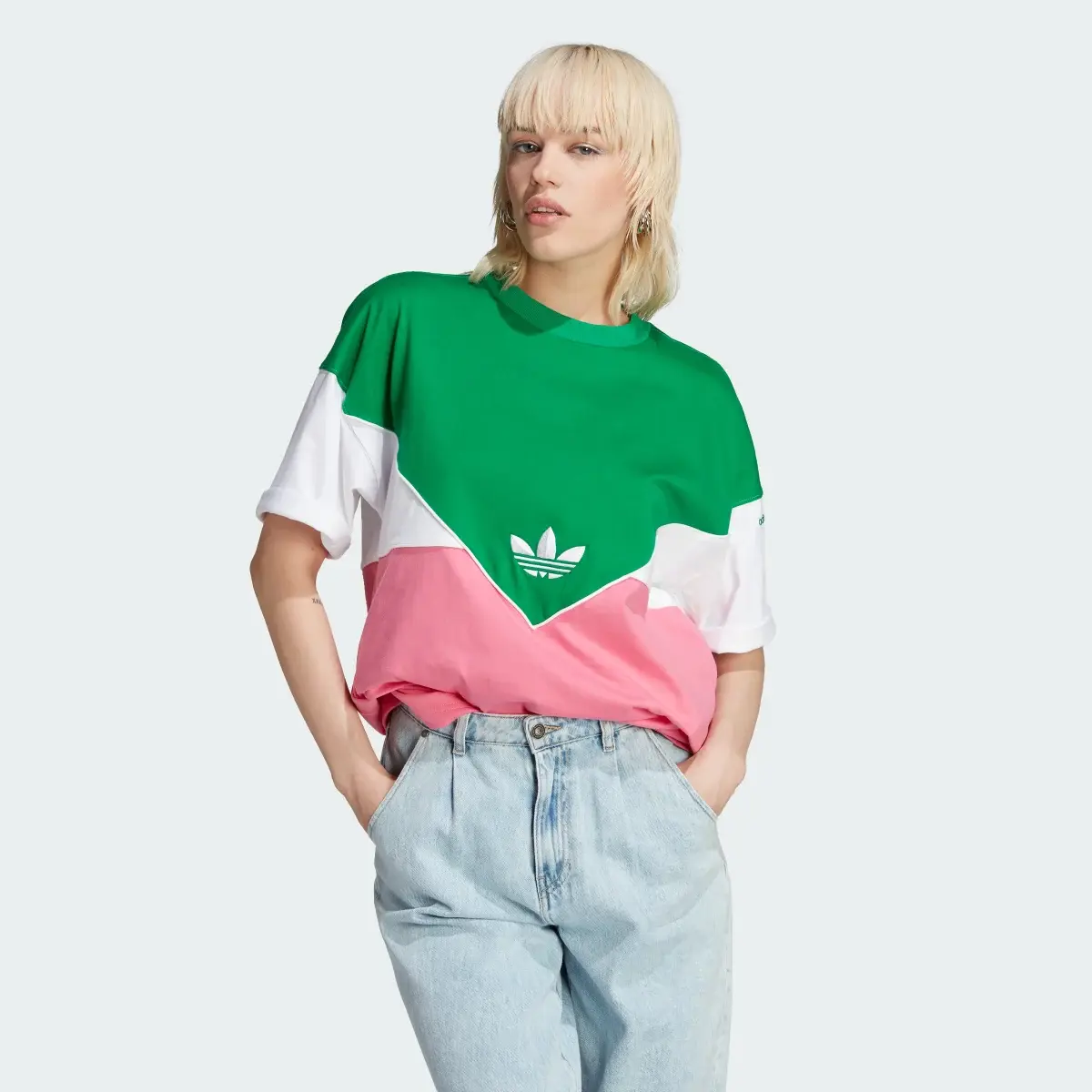 Adidas Adicolor Tee. 2