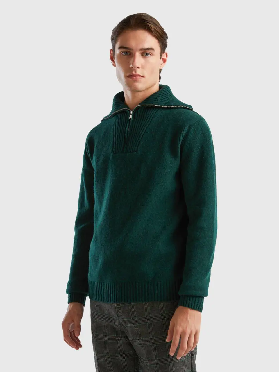Benetton dark green sweater in pure shetland wool. 1