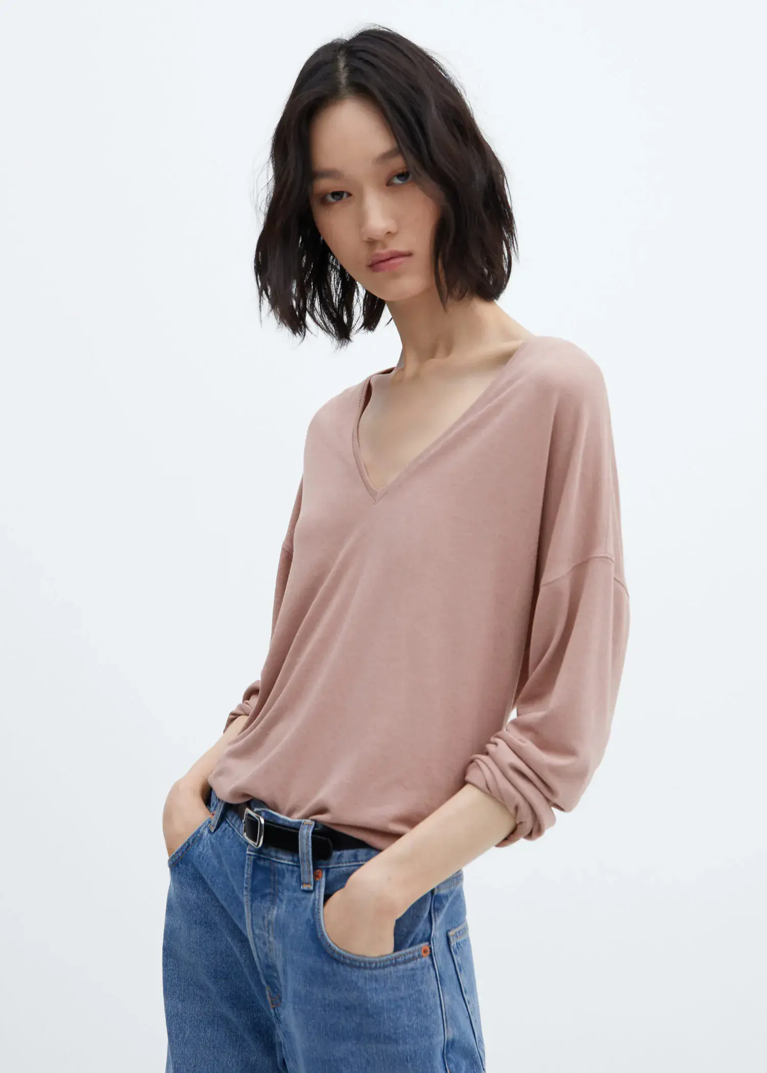 Mango Long-sleeved V-neck T-shirt. 2