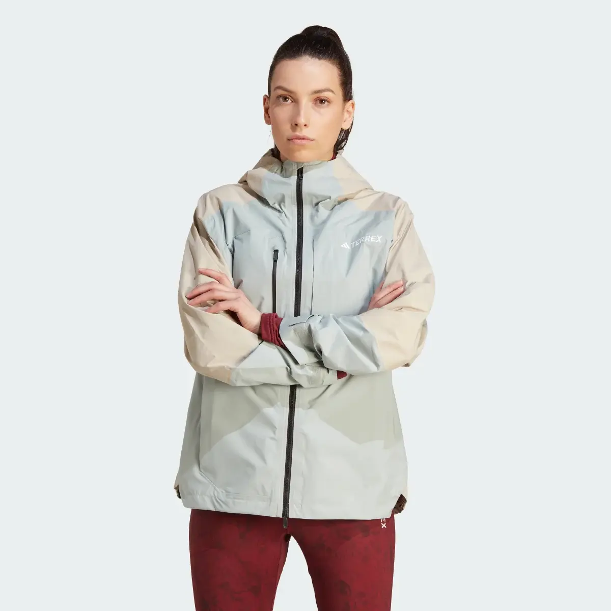 Adidas TERREX Xploric RAIN.RDY Wanderjacke. 2