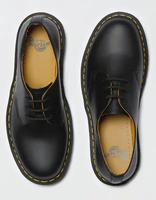 American Eagle Dr. Martens Men's 1461 Leather Oxford Shoe. 2