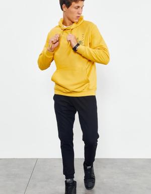 Hardal Ön ve Sırt Baskılı Kapüşonlu Rahat Form Erkek Sweatshirt - 88017