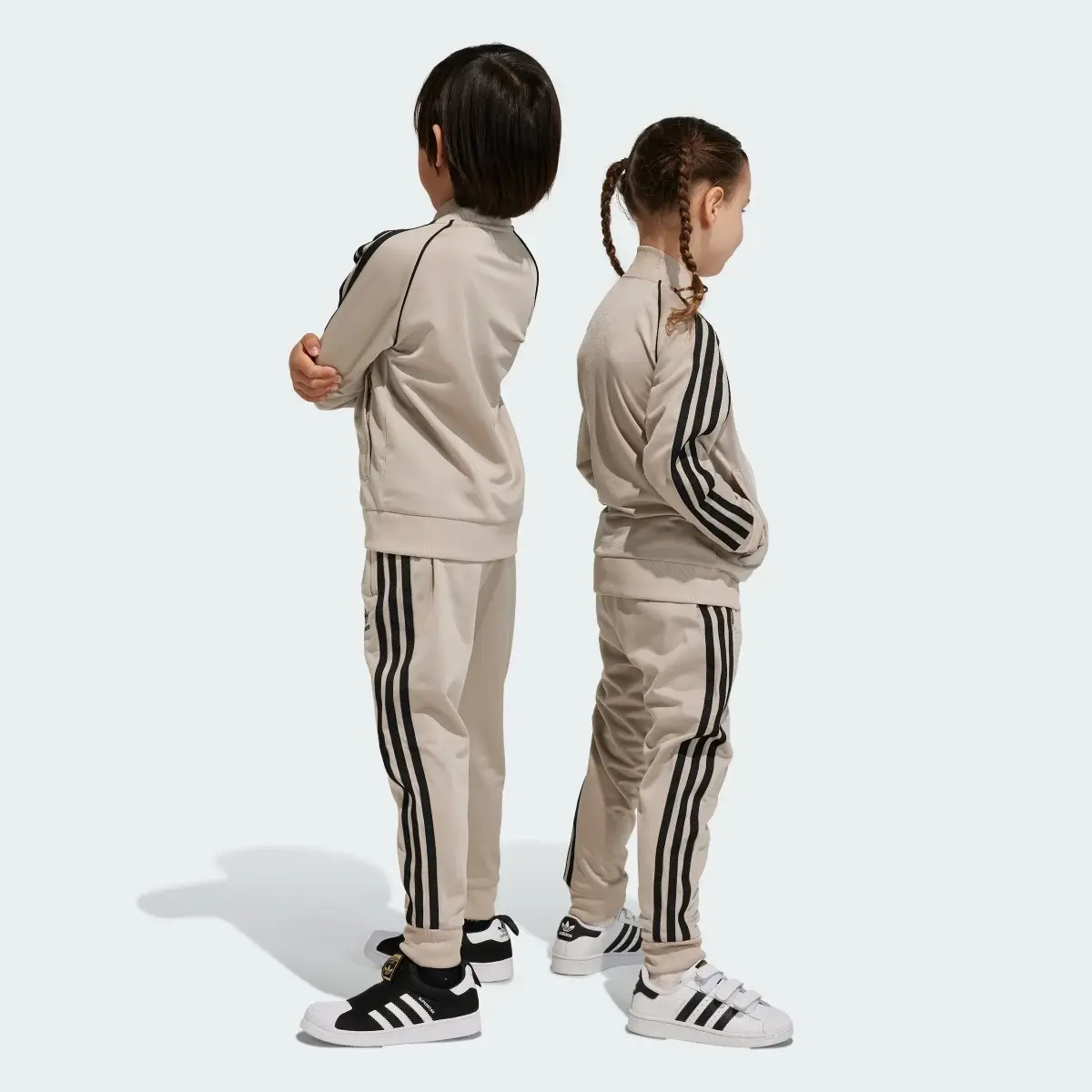 Adidas Adicolor SST Track Suit. 3