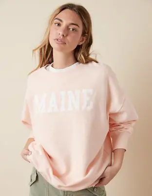 American Eagle Oversized Maine Graphic Sweatshirt. 1