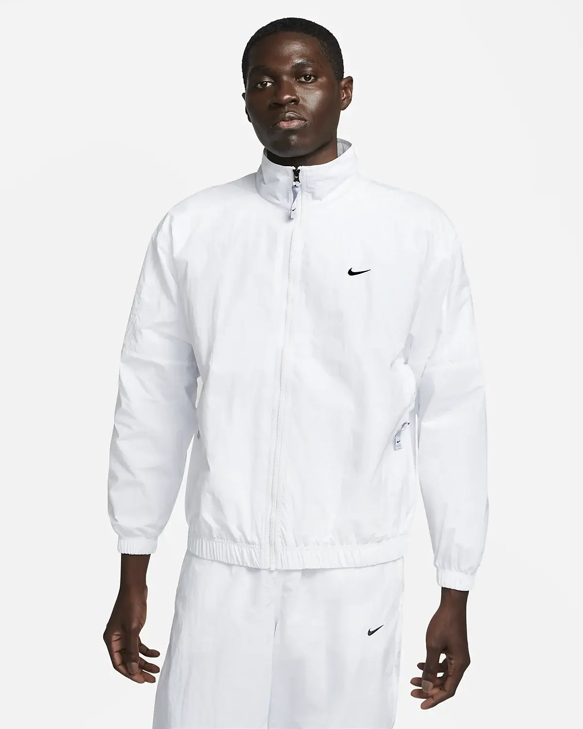 Nike Sportswear Solo Swoosh. 1