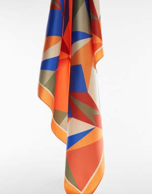 Geometric printed foulard