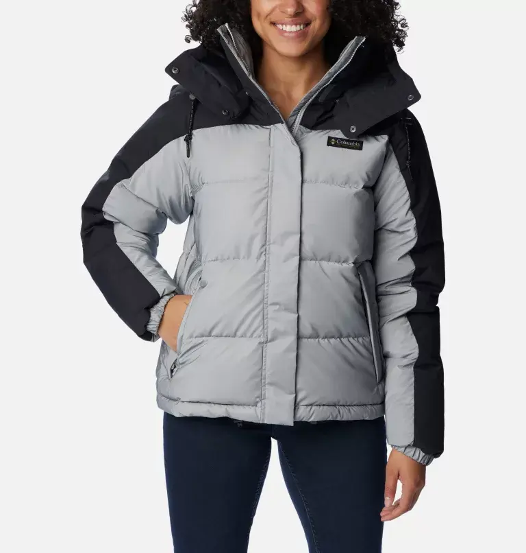 Columbia Women's Snowqualmie™ Jacket. 1