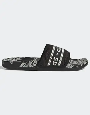 Adidas Adilette Comfort Slides. 2 Adidas Adilette Comfort Slides. 2