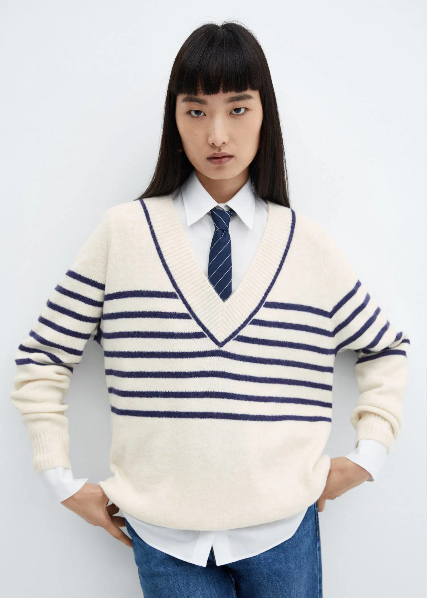 Mango V-neck striped sweater. 2